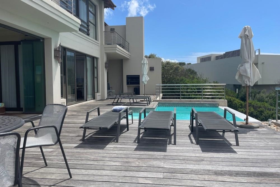 6 Bedroom Property for Sale in Solar Beach Western Cape